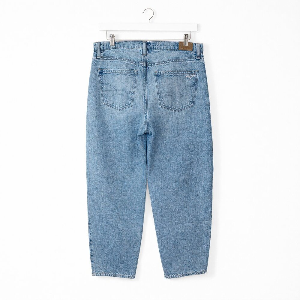 American Eagle Barrel Jeans Size 8 Regular Light Wash High Rise Relaxed Tapered - Picture 5 of 8